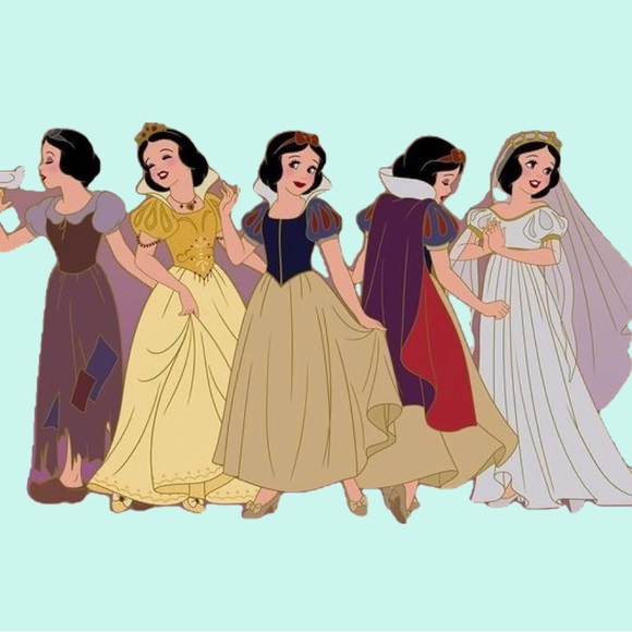 Disney SnowWhite in Magic Dress - Picture 13 of 16